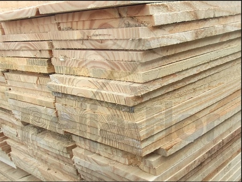 Tábuas de Pinus Carandiru - Resinado Plastificado para Construção Civil